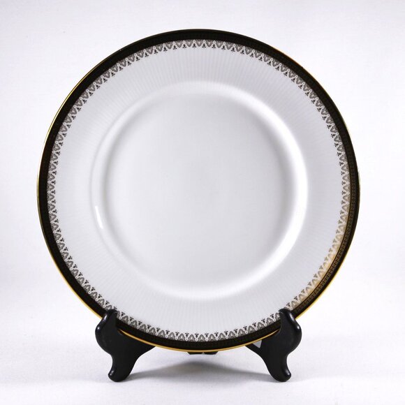 Royal Albert Paragon Clarence 10-3/4" single dinner plate replacement piece - Picture 1 of 10